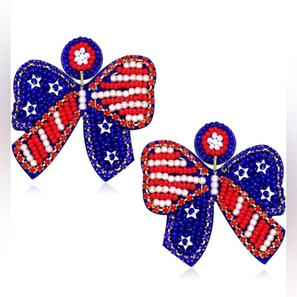 Beautiful Bow American Flag Beaded Earrings